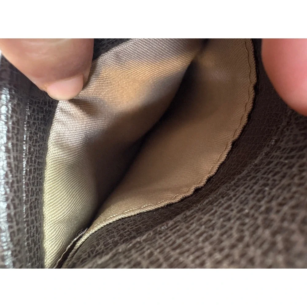 Tutilo New York‎ Tech Clutch Espresso Brown Pebbled Faux Leather Cable Pouch Bag